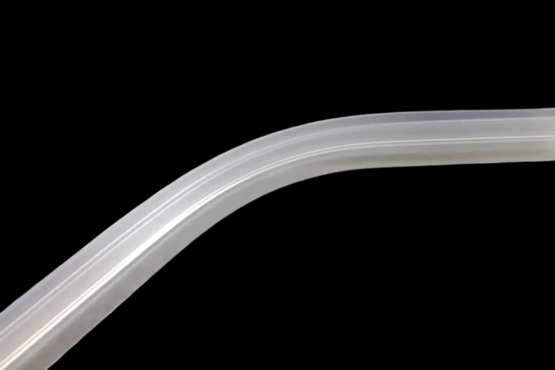 Gebogene Duschdichtung 135° mit verstärkter Lippe für Fünfeckduschen, Art.Nr. 5101.135
