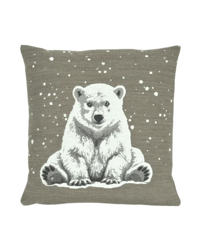 Arktos Kissenbezug von Sander in Taupe, 45 x 45 cm, mit großem Eisbären.