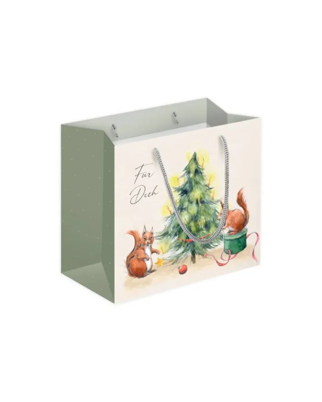 Geschenktasche „Eichhörnchen Weihnachten“ vom Grätz Verlag mit zwei Eichhörnchen beim Schmücken des Weihnachtsbaums