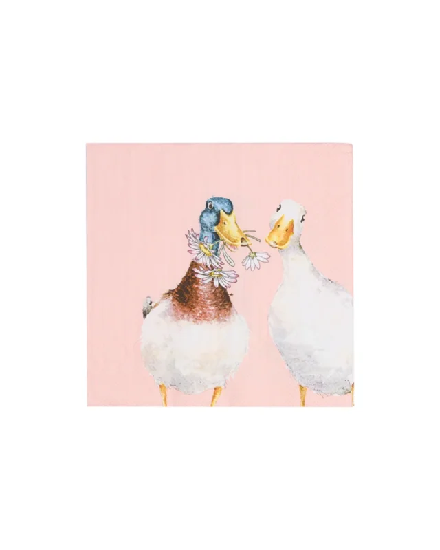 Cocktailservietten Not a Daisy Goes By Puddle Duck von Wrendale Designs mit zwei Enten und Gänseblümchen auf rosafarbenem Hintergrund, Illustration von Hannah Dale