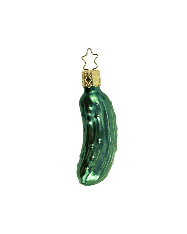 Weihnachtsbaumschmuck Gurke von Inge Glas. In Deutschland handgefertigte grüne Gurke mit typischem Inge Glas Aufhänger.
