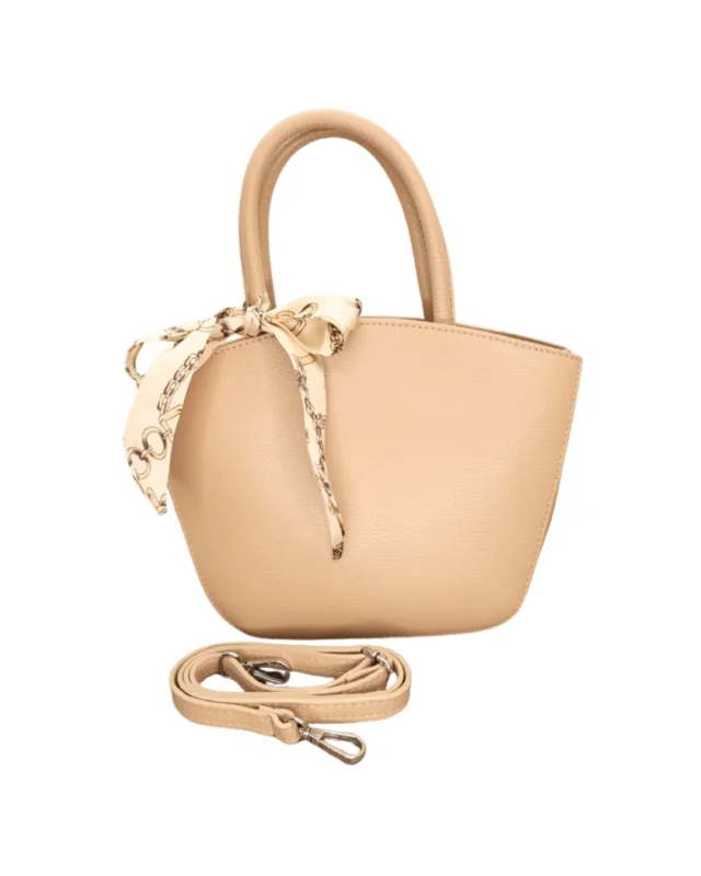 Cappuccino Handtasche aus Leder Lotte vom Südstrand mit creme farbenem Bandana vor weißen Hintergrund.