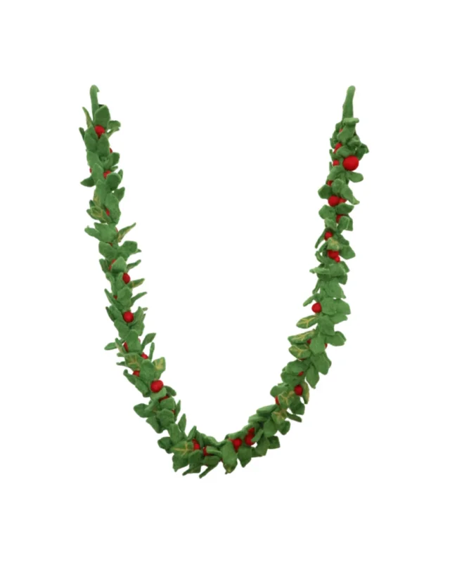 Ilex Girlande von Grace und Gloria mit grünen Blättern und roten Beeren aus handgefertigtem Filz.