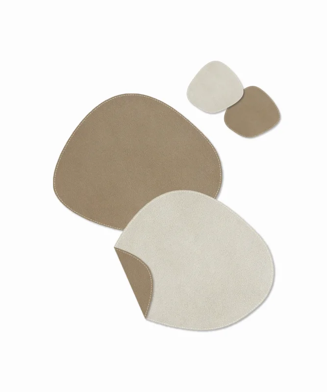 Teller- und Glasuntersetzer in Taupe und Creme – jade collection von 7 O'CLOCK