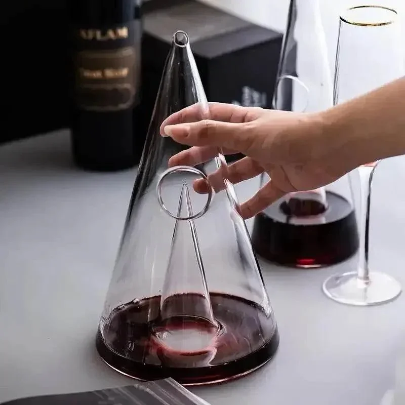 Handgefertigter Luxus Wein Dekanter PYRAMIDE (3 Größen) - Kochschein