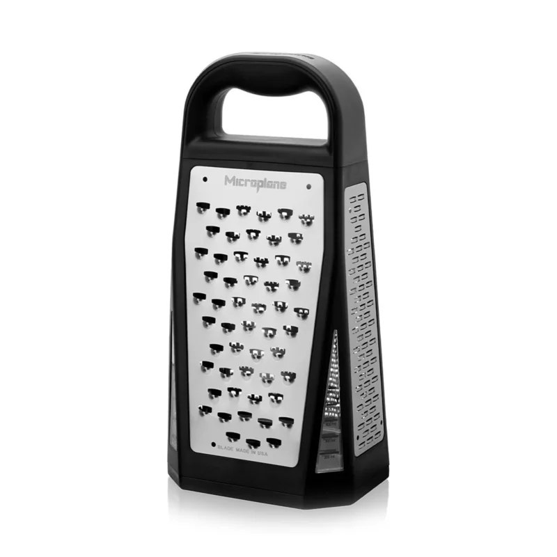 Microplane Turmreibe Elite, schwarz-silber, mit mehreren Reibflächen und Griff oben.