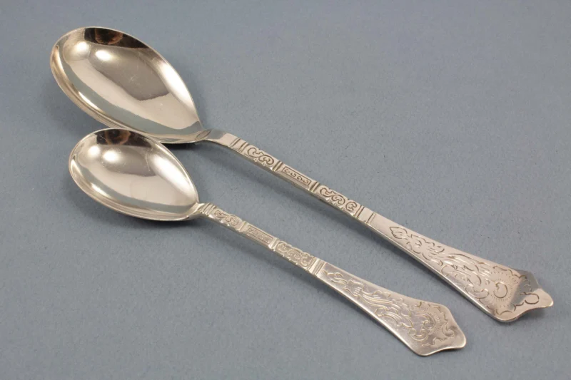 2 Löffel im dänischen Jugendstil, Sahnelöffel und Zuckerlöffel