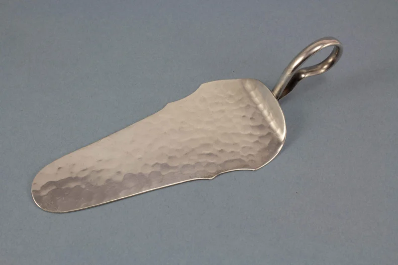 Nice pastry server, WMF, silver plated, hammered pattern