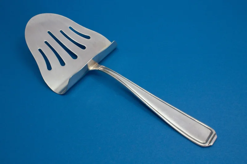 Versilberter Spargelheber, Art Deco