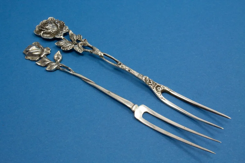 2 Käsespieße aus Silber, Hildesheimer Rose