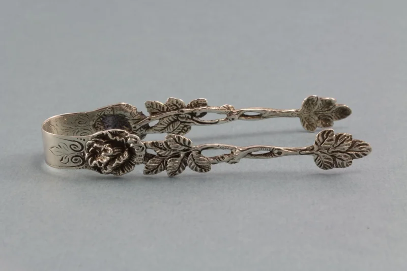 Small rose sugar tongs, 835s, silver