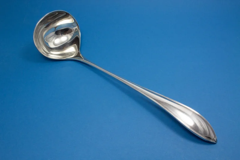 Versilberte Suppenkellle von Robbe und Berking